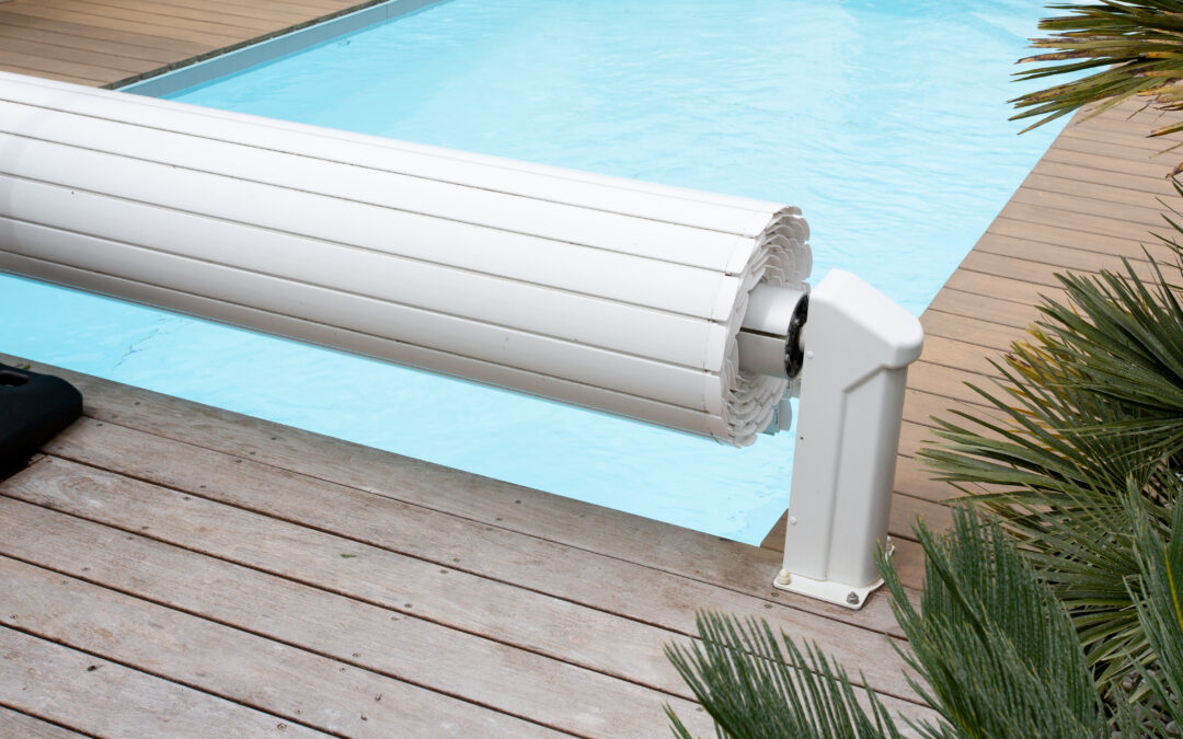 The benefits of choosing an electric or solar-powered pool cover